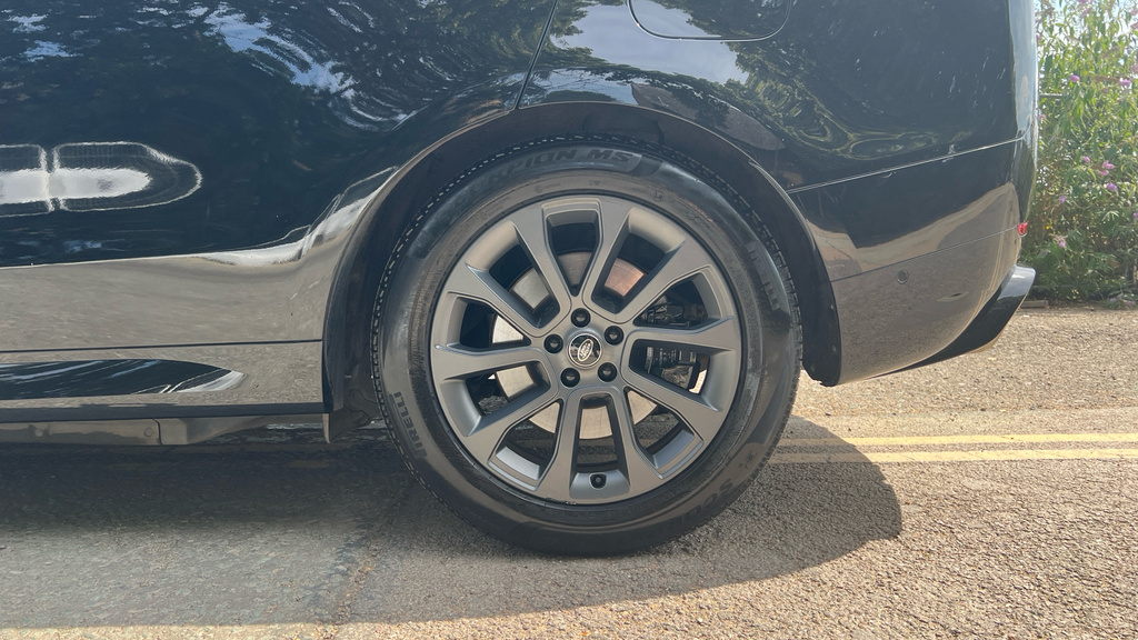 Land Rover Range Rover Sport D350 First Edition Green #17