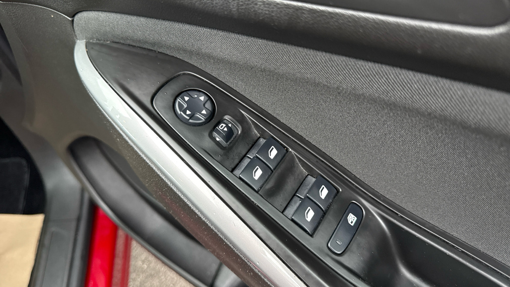 Vauxhall Grandland X Red #3