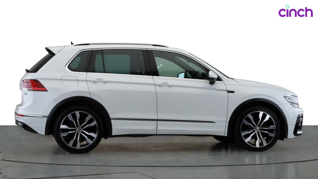 Volkswagen Tiguan Se Navigation White #2