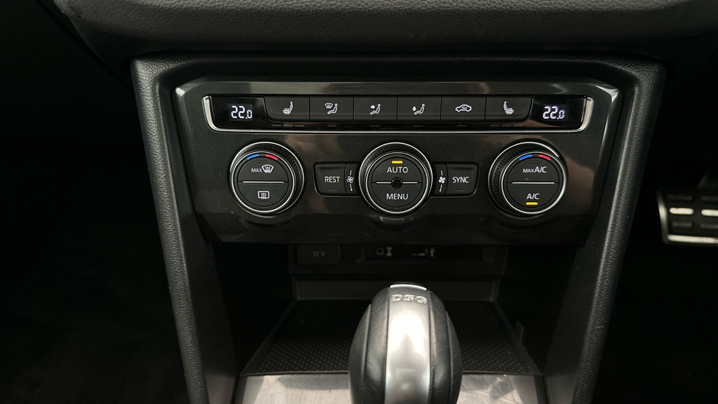 Volkswagen Tiguan Se Navigation White #17