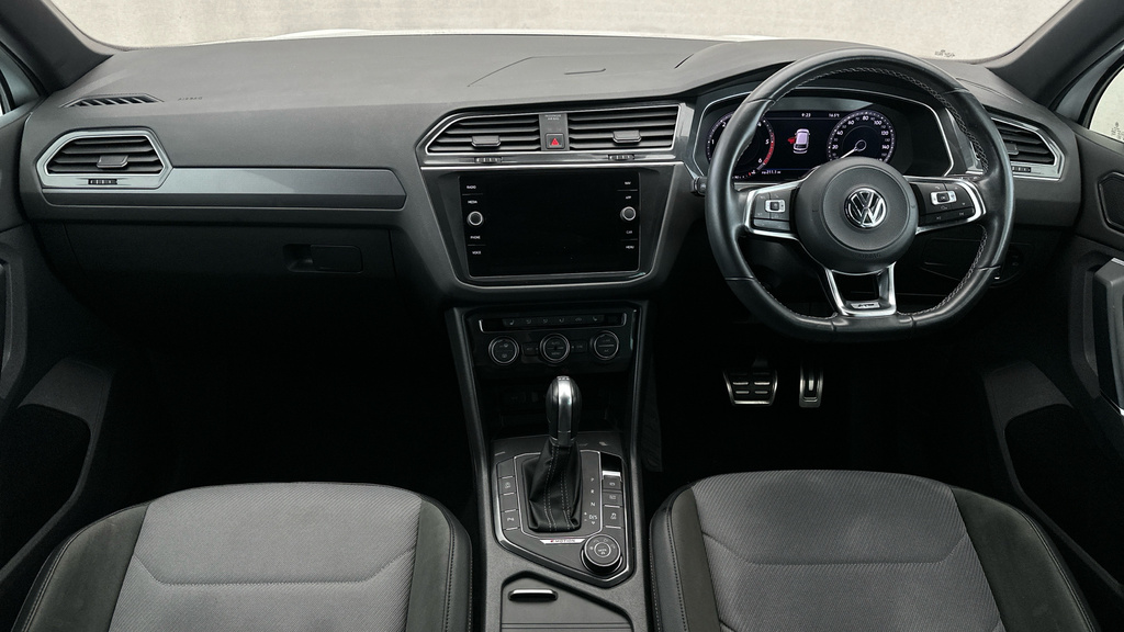 Volkswagen Tiguan Se Navigation White #14