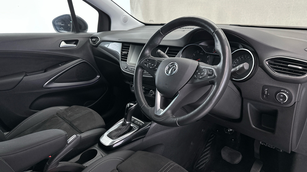 Vauxhall Crossland Se Grey #11