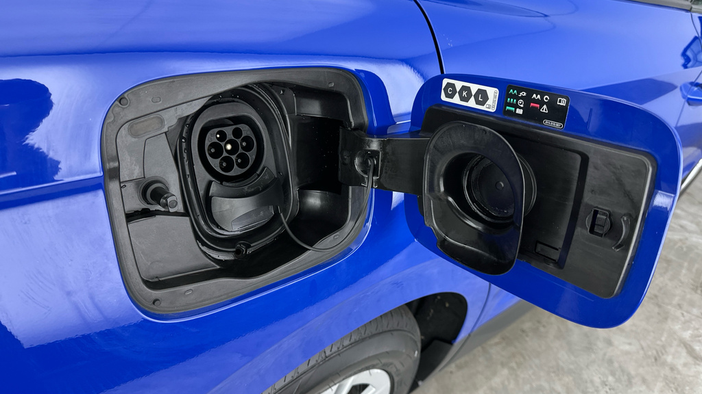 Skoda ENYAQ 60 Blue #26