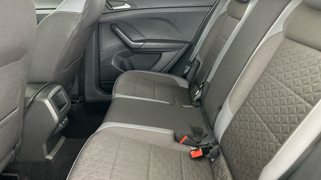 Volkswagen T-Cross 1.0 Tsi 95Ps Active Hatchback Silver #21