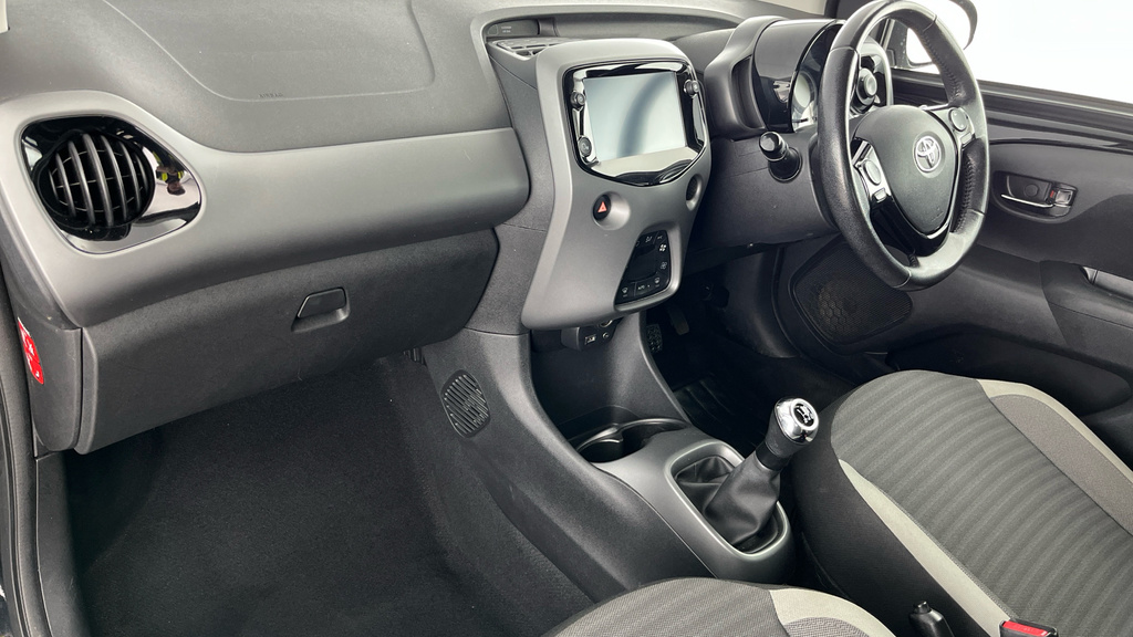 Toyota Aygo X X-plore Grey #10