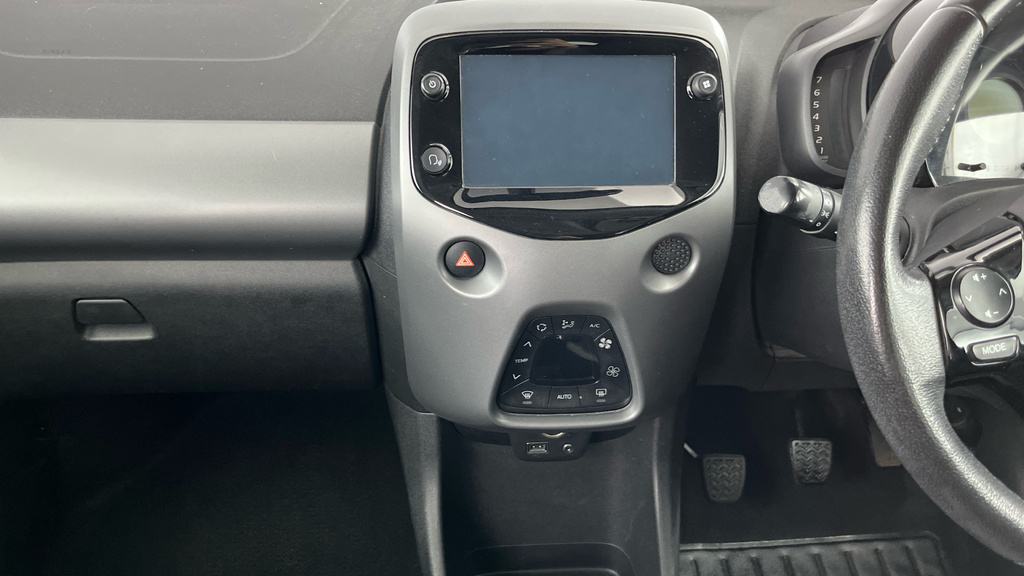 Toyota Aygo X X-plore Grey #20