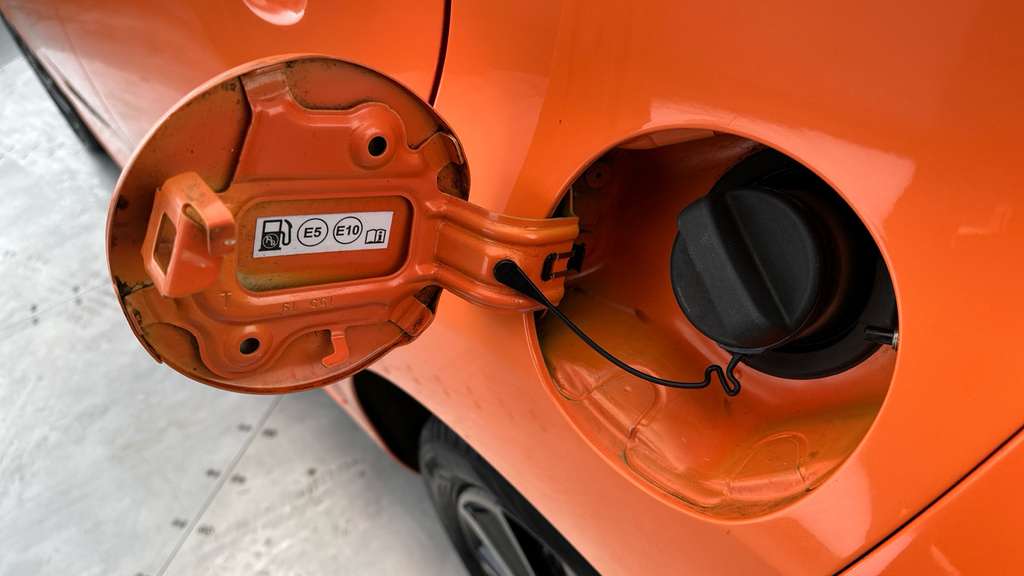 Toyota Aygo X X-play Black #25
