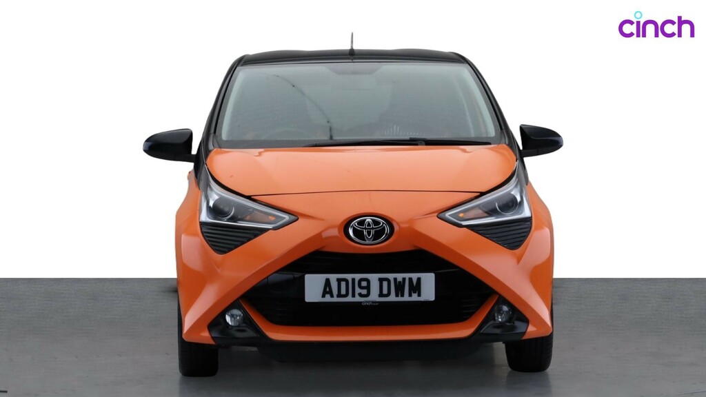 Toyota Aygo X X-play Black #8
