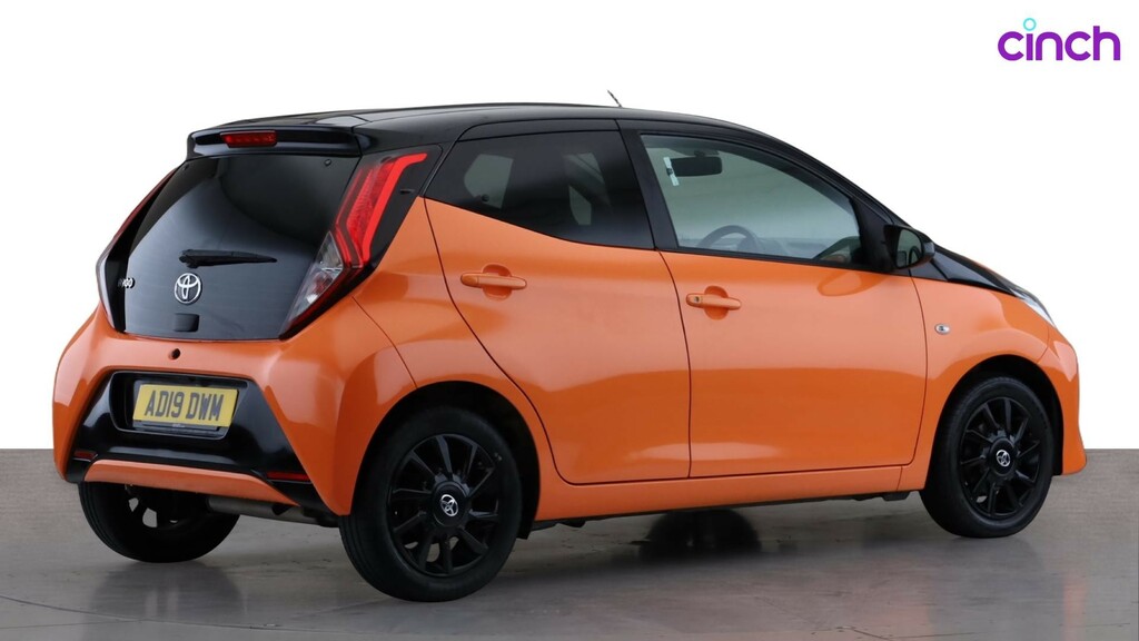 Toyota Aygo X X-play Black #3