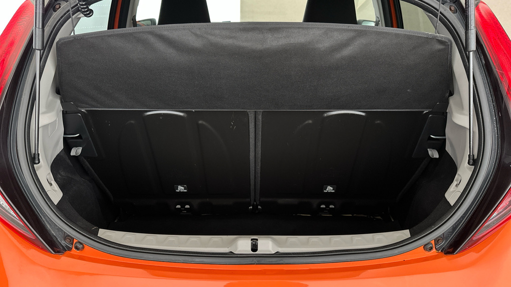 Toyota Aygo X X-play Black #19