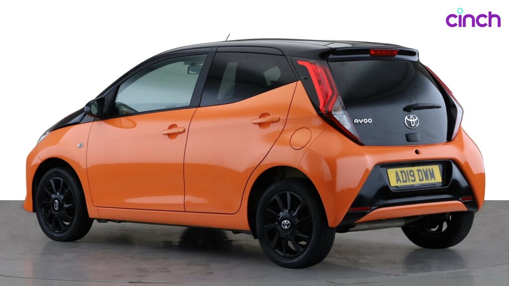 Toyota Aygo X X-play Black #5