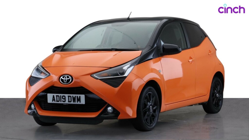 Toyota Aygo X X-play Black #7