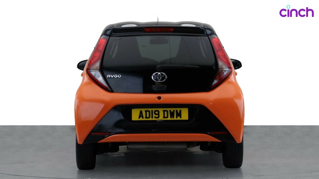 Toyota Aygo X X-play Black #4