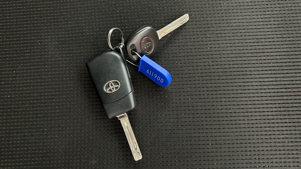 Toyota Aygo X X-play Black #26