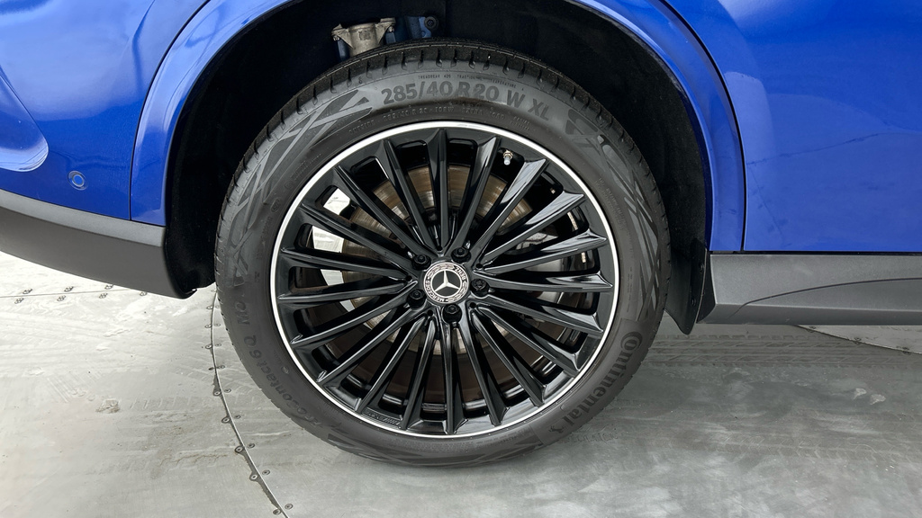 Mercedes-Benz GLC Class Glc 220 D 4Matic Amg Line Premium Blue #25