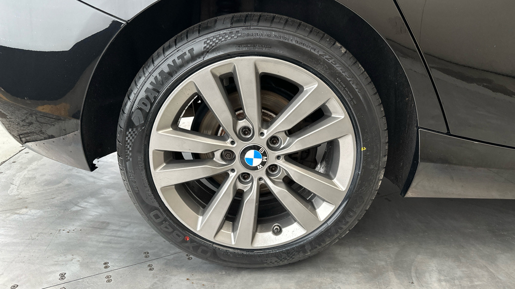 BMW 1 Series 116D M Sport Blue #23