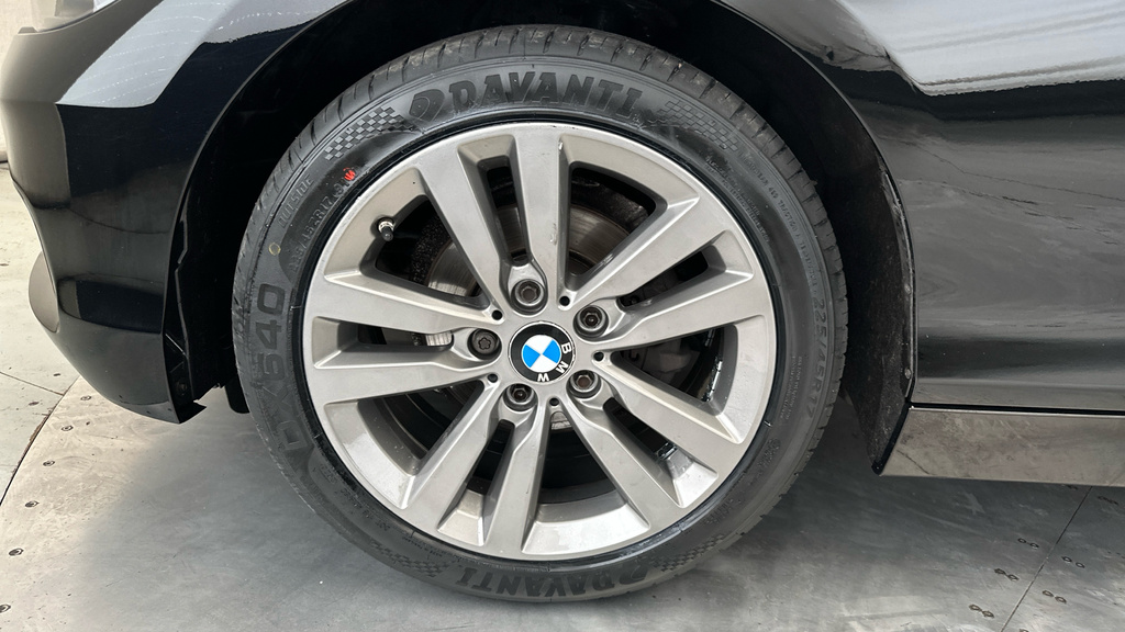 BMW 1 Series 116D M Sport Blue #21