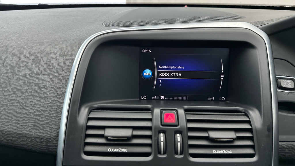 Volvo XC60 T5 Inscription Awd Blue #15