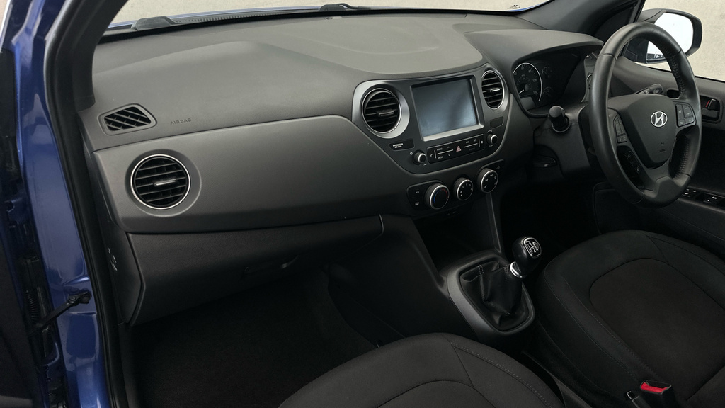 Hyundai I10 1.0 Se White #10