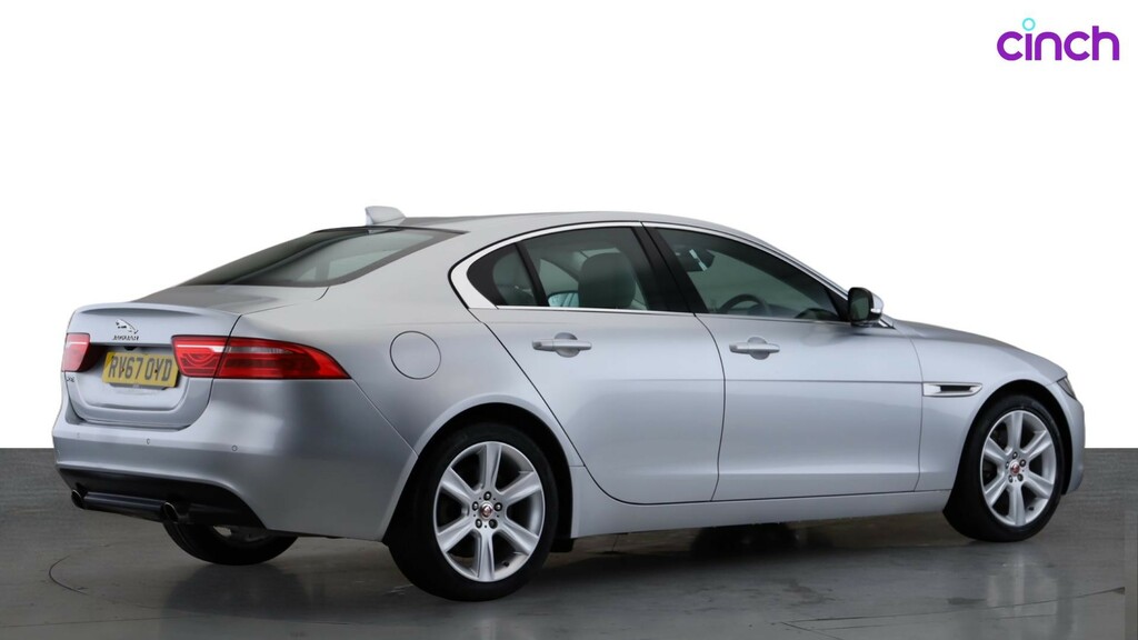 Jaguar XE 2.0D 180 R-sport Black #5