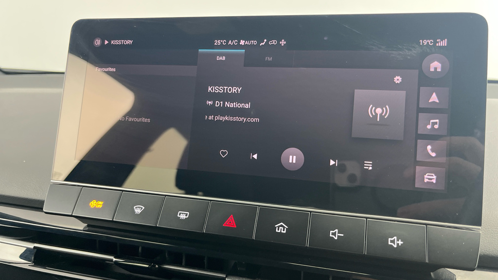 MG MG4 0 Vrt 125Kw Se Ev 51Kwh Parking Senso Blue #15