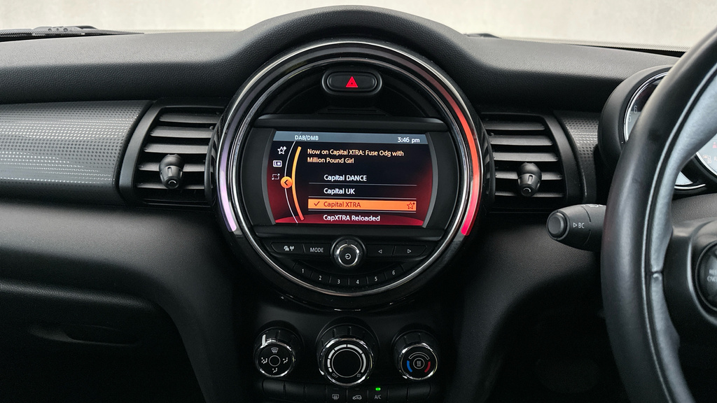 Mini Hatch Mini Used F55 Mini 5-Door Hatch Cooper Sport Lci Black #15