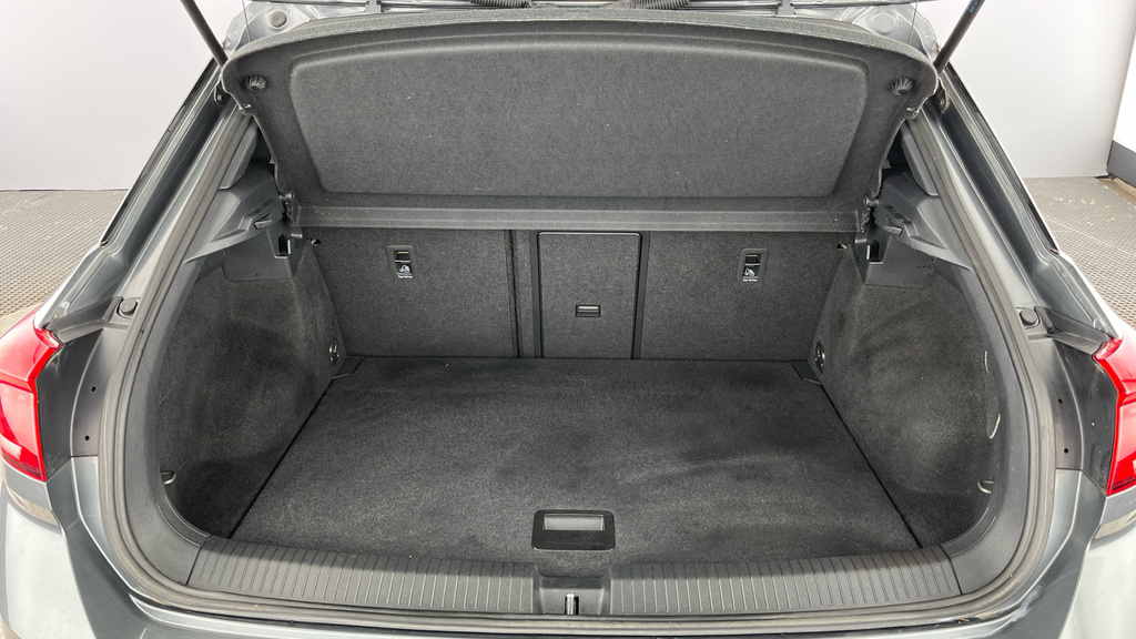 Volkswagen T-Roc 1.5 Tsi Active 150Ps Evo Grey #19