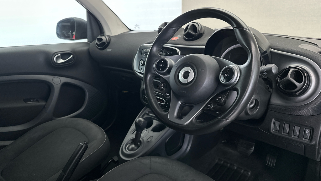 Smart Fortwo Coupe Fortwo Prime Premium White #9