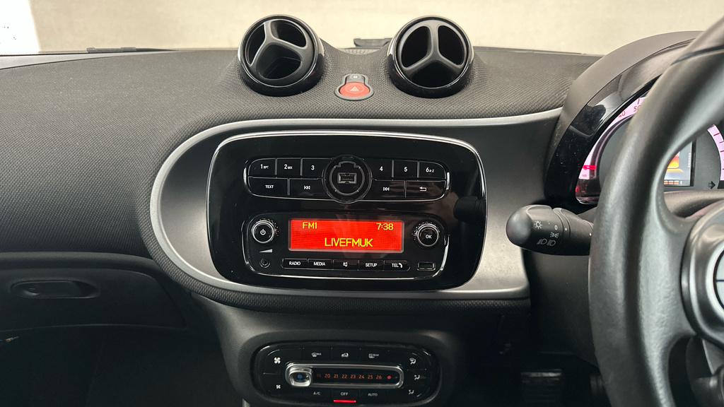 Smart Fortwo Coupe Fortwo Prime Premium White #15