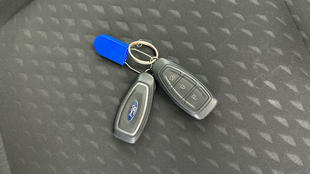 Ford Fiesta 1.1 Zetec Navigation Sync 3 With Apple Carplay Silver #28