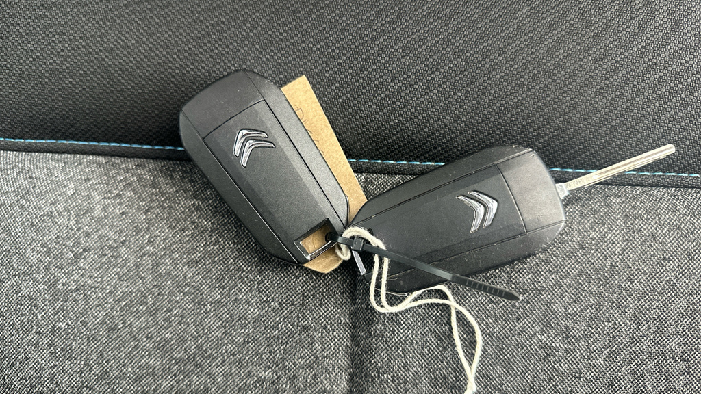 Citroen C4 Cactus 1.5Bluehdi Flair Blue #13