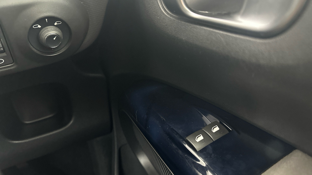 Citroen C4 Cactus 1.5Bluehdi Flair Blue #10