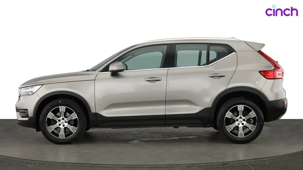 Volvo XC40 T3 Momentum Pro Front Parking Sensors Black #6