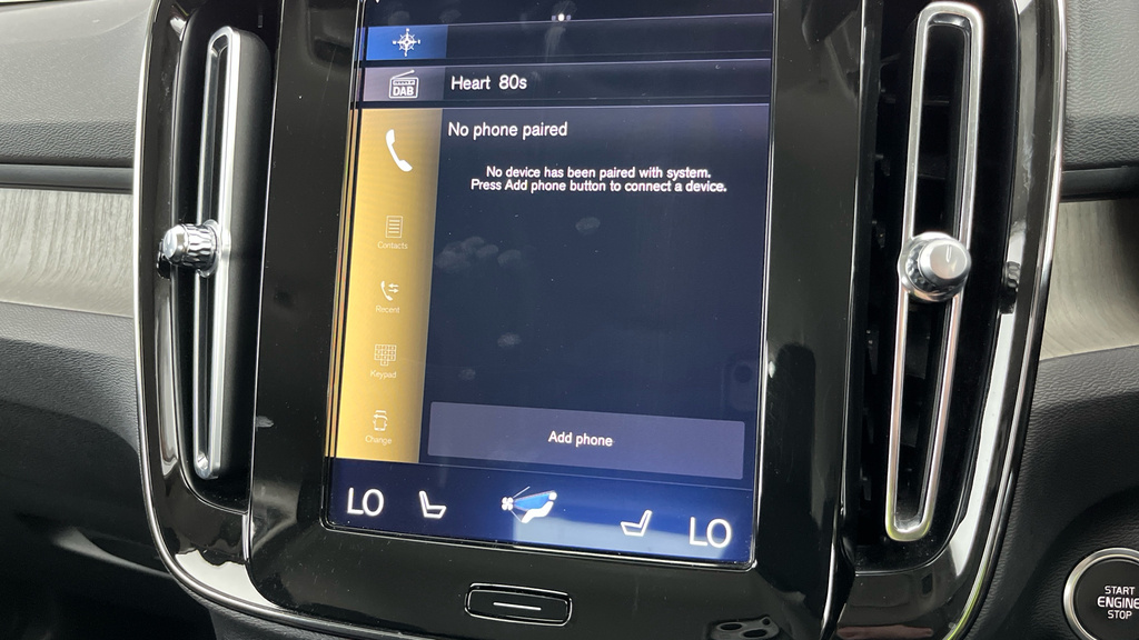 Volvo XC40 T3 Momentum Pro Front Parking Sensors Black #20