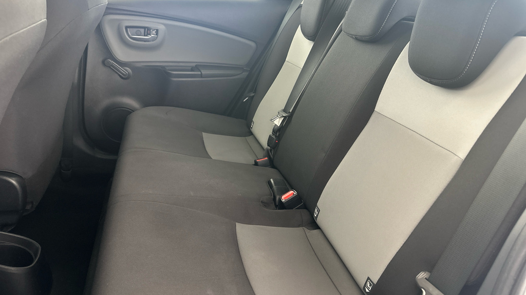 Toyota Yaris Brown #23