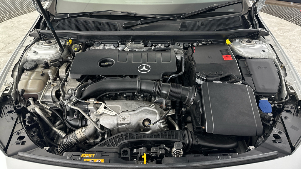 Mercedes-Benz A Class 2.1L Sport Edition Red #27