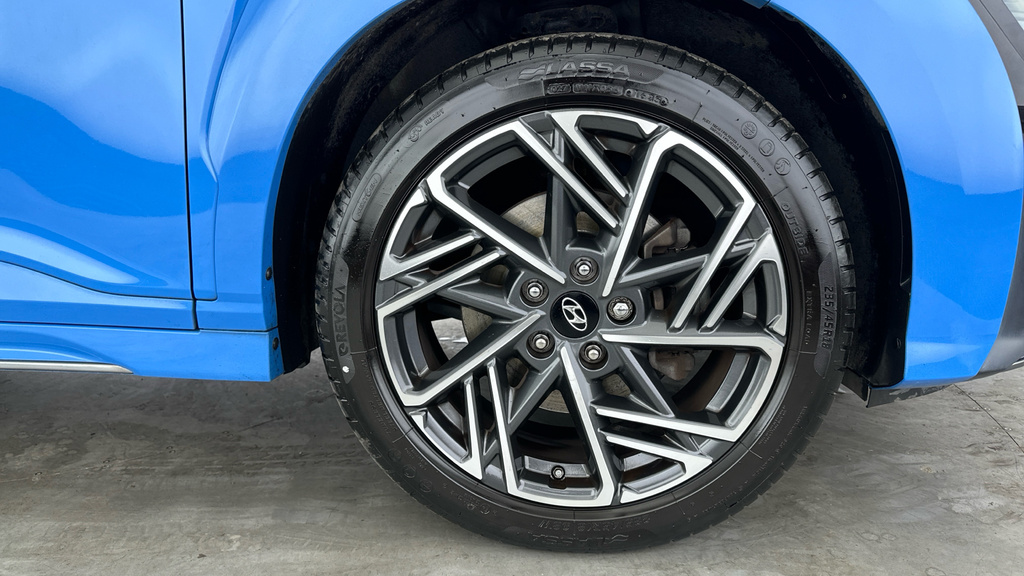 Hyundai Kona Premium Grey #30