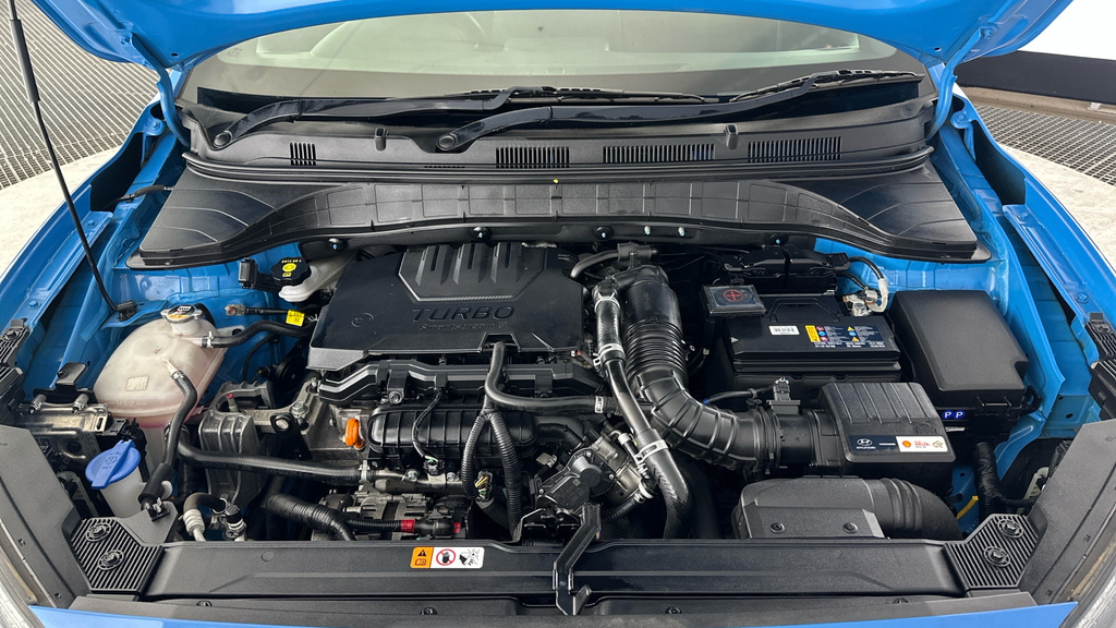 Hyundai Kona Premium Grey #26