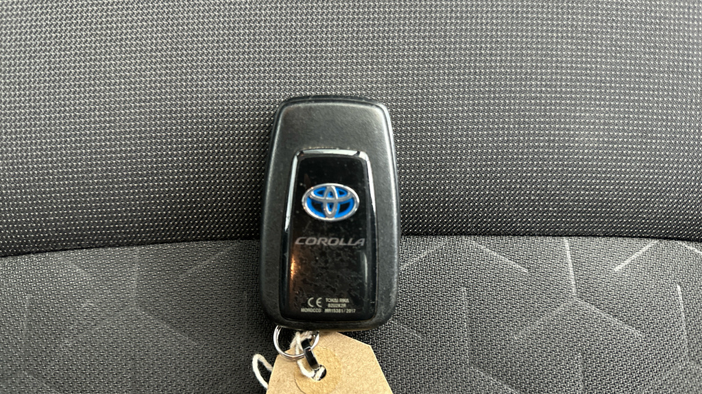 Toyota Corolla 1.8 Hybrid Icon Tech Cvt Black #31