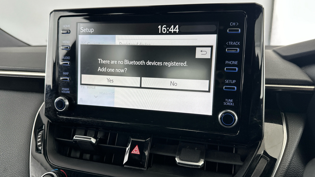 Toyota Corolla 1.8 Hybrid Icon Tech Cvt Black #18