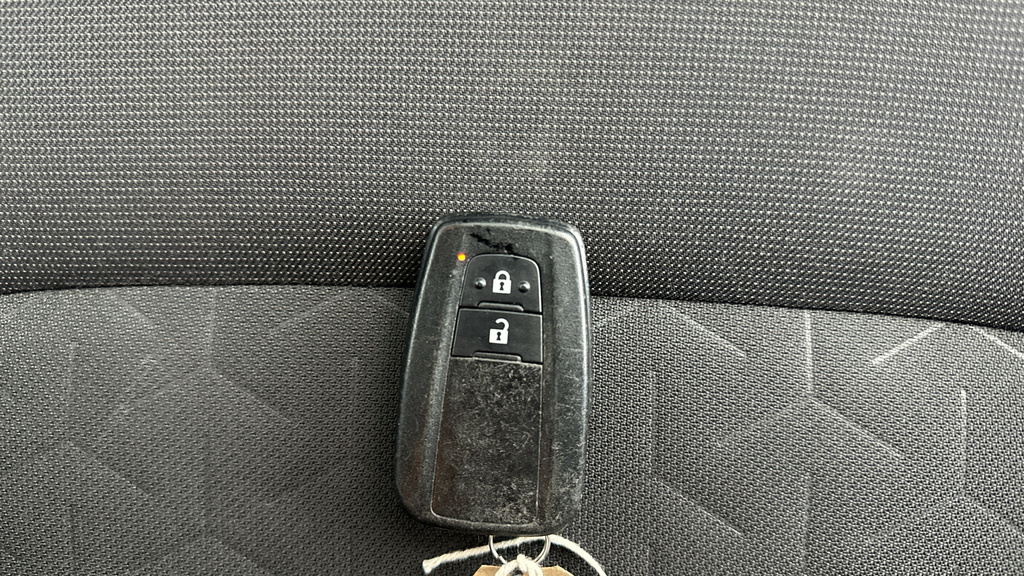 Toyota Corolla 1.8 Hybrid Icon Tech Cvt Black #12