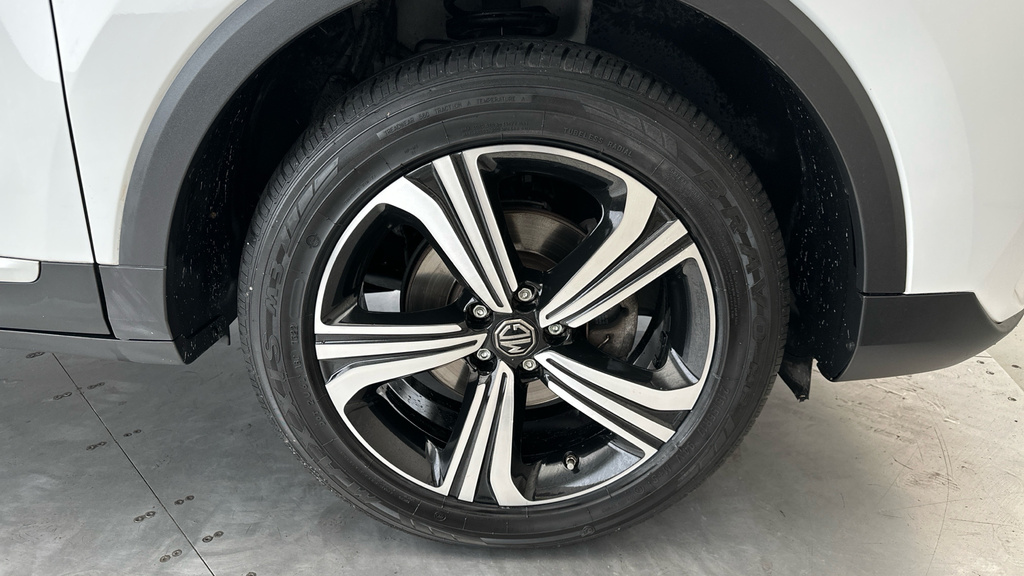 MG ZS 51.1Kwh Trophy Suv 176 Ps White #24