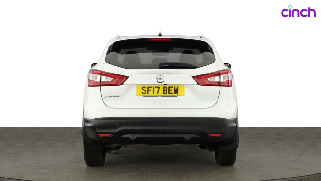 Nissan Qashqai Hatchback Black #4