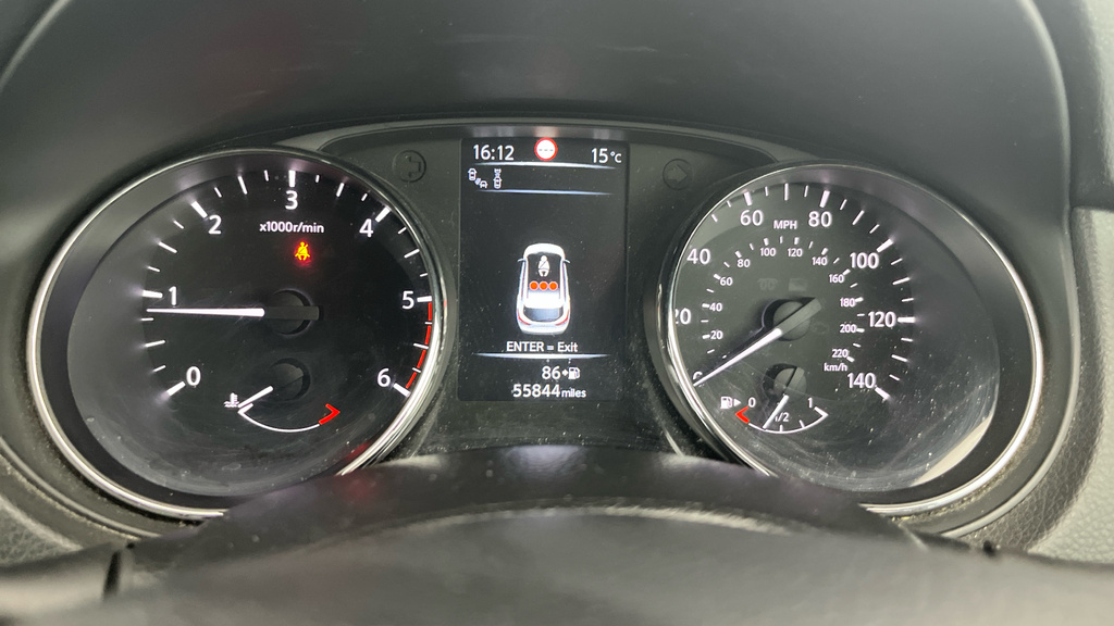 Nissan Qashqai Hatchback Black #23