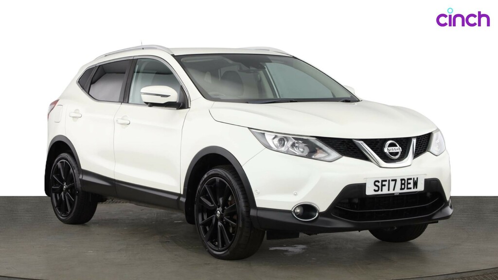 Nissan Qashqai Hatchback Black #1