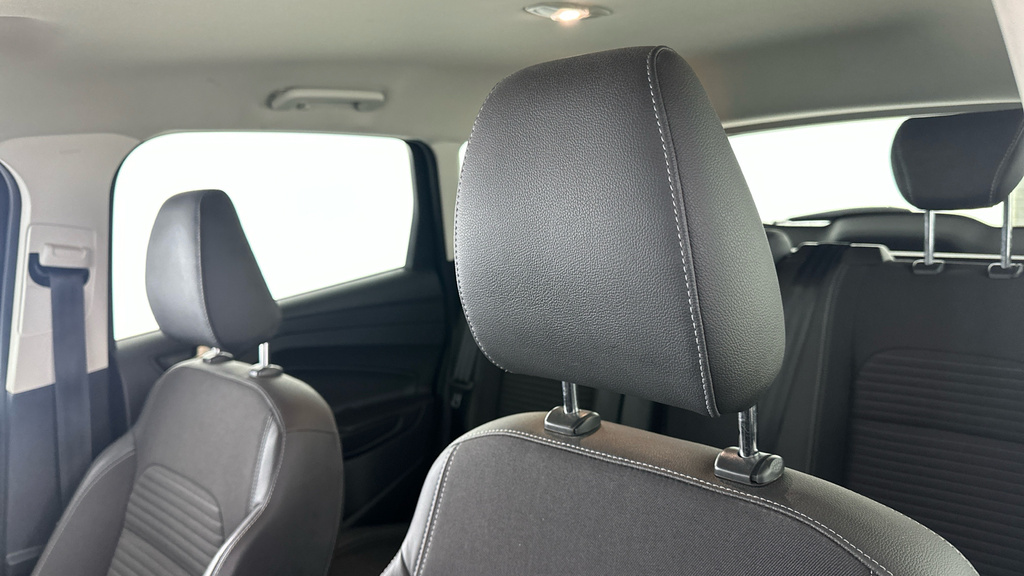 Ford Kuga 1.5 Tdci St-line 2Wd Grey #30