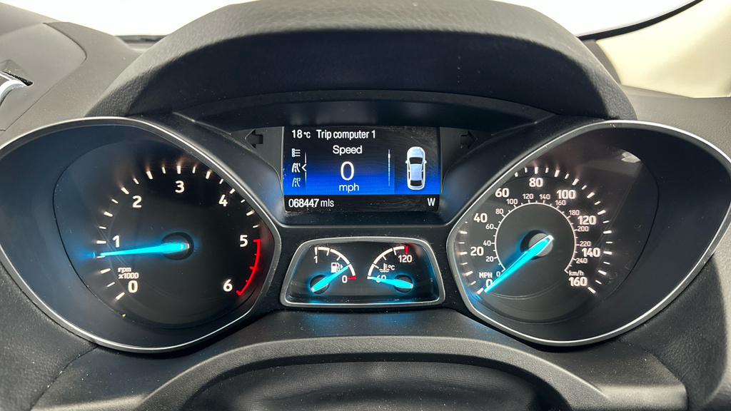 Ford Kuga 1.5 Tdci St-line 2Wd Grey #19