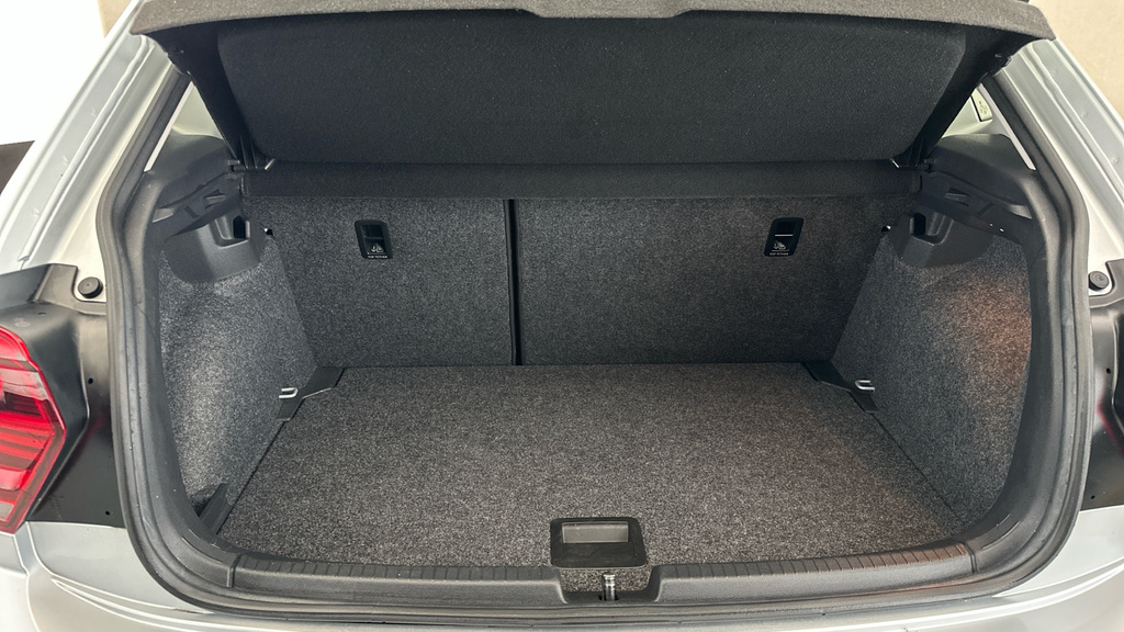 Volkswagen Polo Se Grey #18