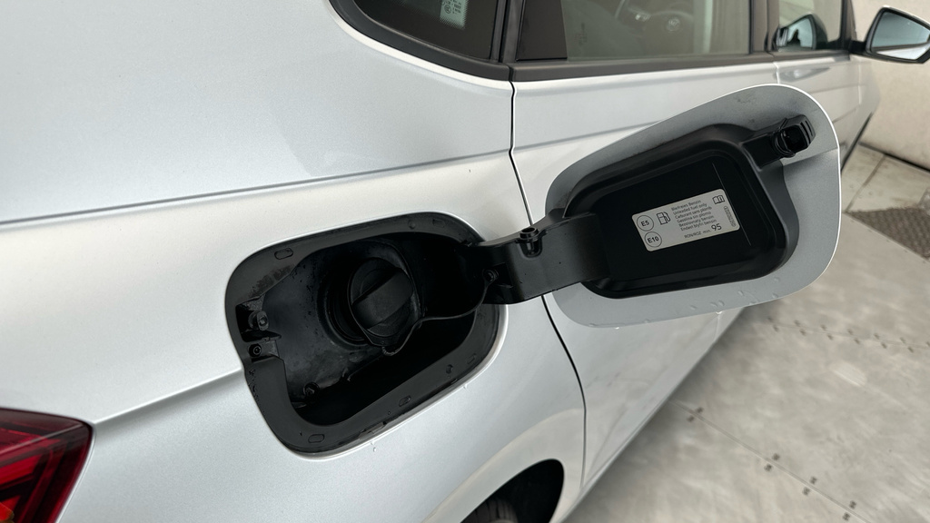 Volkswagen Polo Se Grey #24