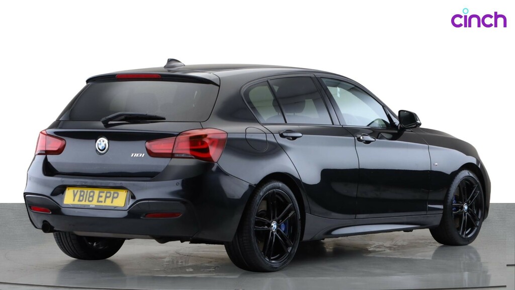 BMW 1 Series 1.5L Sport White #3